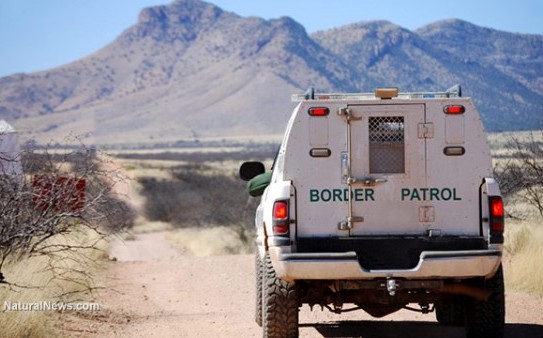 Border-Patrol-Truck-Arizona-Mexico